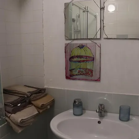 Viaggiocuoreart Bed and breakfast 3*