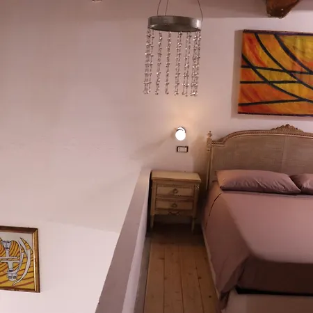 Viaggiocuoreart Bed and breakfast Nápoles