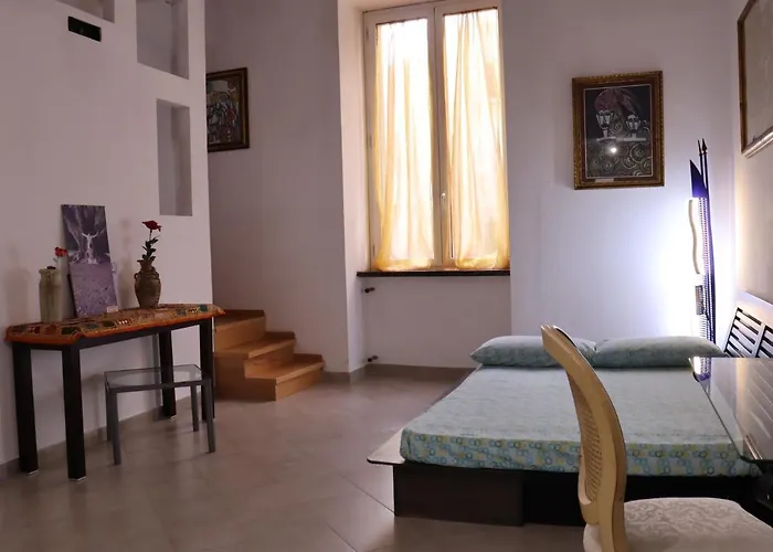 Viaggiocuoreart Bed and Breakfast Νάπολη